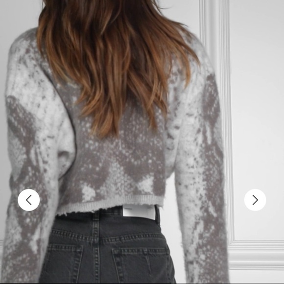 AMIRI cropped cashmere blend gray python print long sleeve pullover sweater - Picture 5 of 11